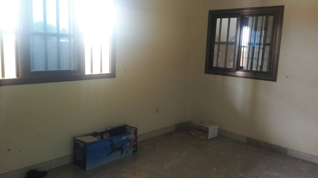 N° 4295 :
                            Appartement à louer , Agoe, Lome, Togo : 80 000 XOF/mois